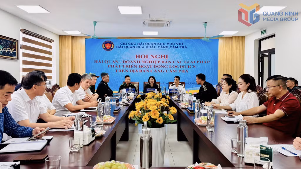 HQCK cảng Cẩm Phả tổ chức Hội nghị Hải quan - Doanh nghiệp bàn giải pháp phát triển hoạt động logistics góp phần thúc đẩy phát triển hoạt động XNK hàng hóa qua địa bàn.