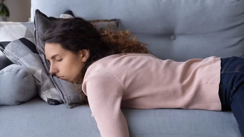 Tư thế ngủ tốt giúp cải thiện tình trạng bệnh và phòng ngừa nhiều nguy cơ sức khỏe khác (Ảnh: ST)