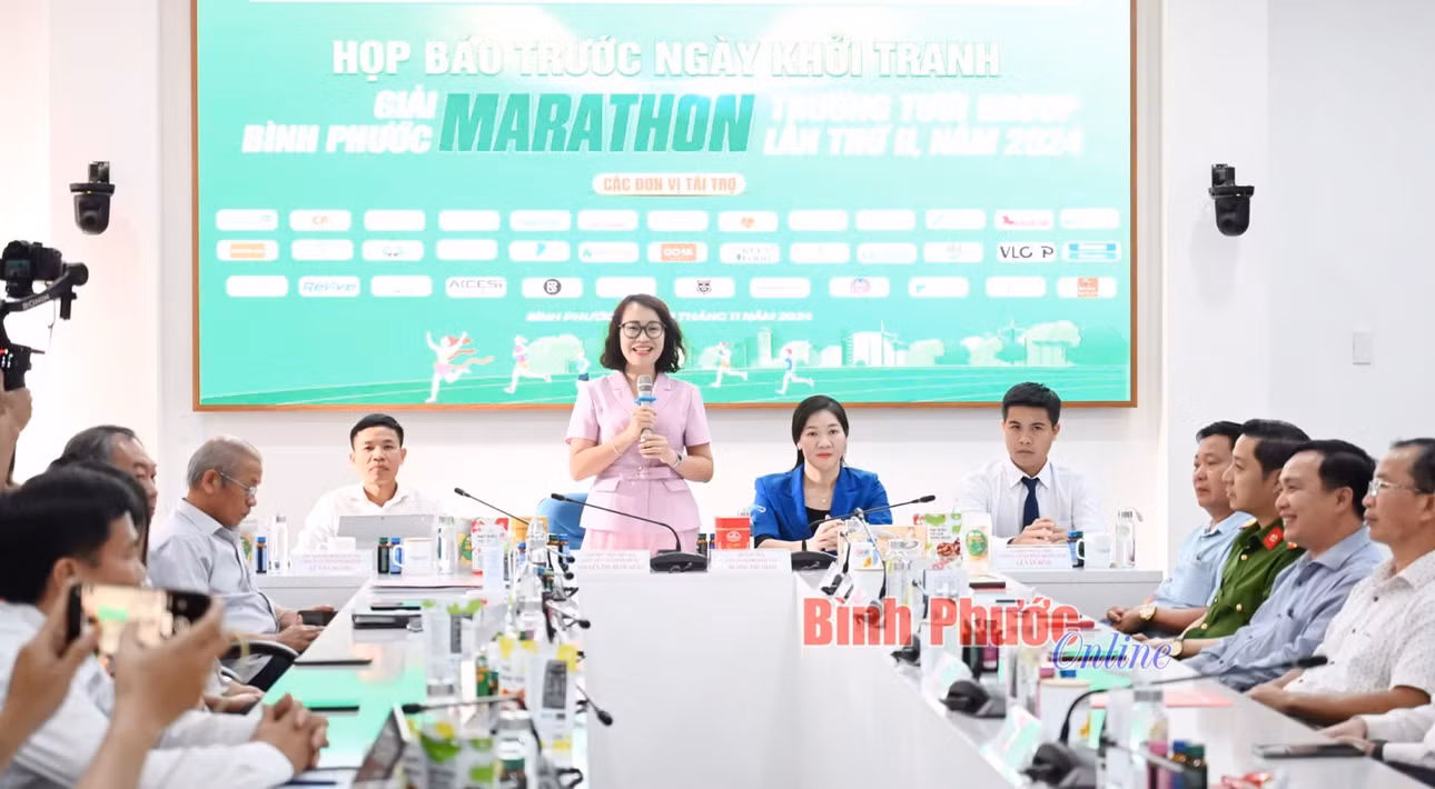 Giải Bình Phước marathon - Trường Tươi Group lần thứ II: Ngắm đường chạy độc đáo của Đồng Xoài xinh đẹp ảnh 6
