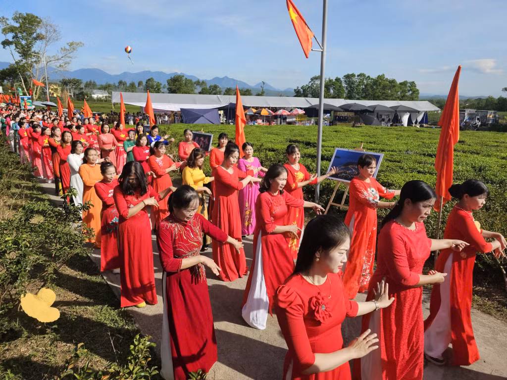 Lễ hội Chè Đường Hoa 
