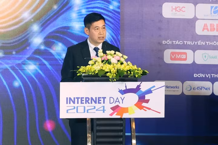 Ông Nguyễn Thành Phúc, Cục trưởng Cục Viễn thông.