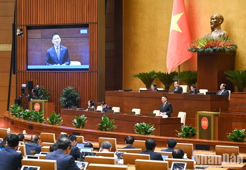 Quang cảnh phiên họp chiều 28/11.