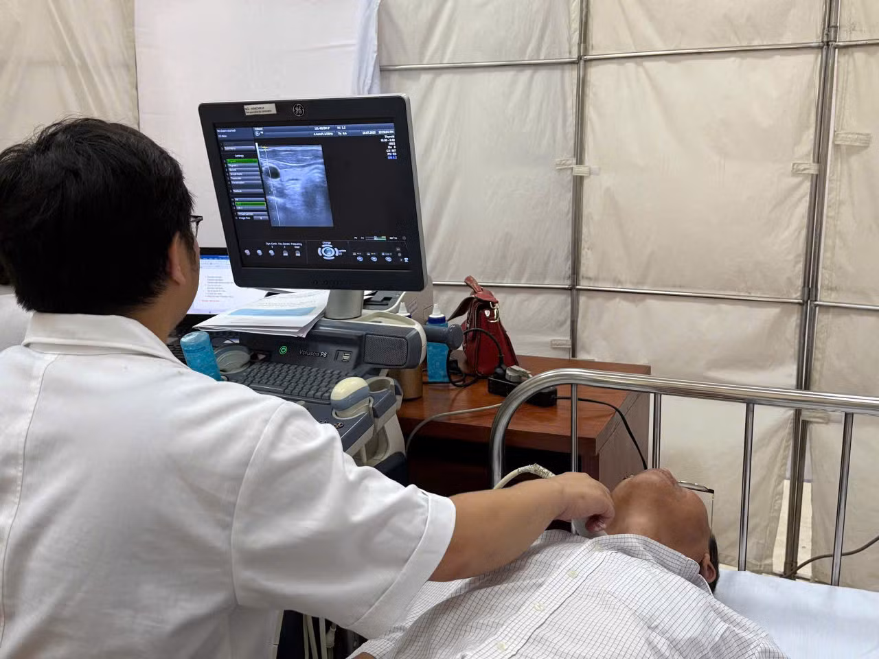 Người dân khám chữa bệnh ngoại trú vẫn được hưởng thanh toán BHYT theo các mức theo quy định.