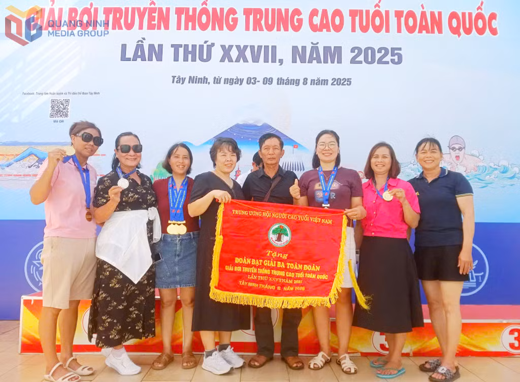 Đoàn Quảng Ninh thi đấu xuất sắc, giành cờ 3 toàn đoàn tại giải.