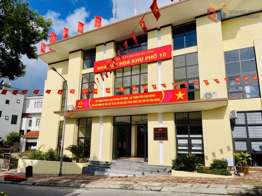 Công trình Nhà văn hóa khu phố 10 có tổng mức đầu tư 5,6 tỷ đồng, quy mô 2 tầng với tổng diện tích sàn là 550m2.