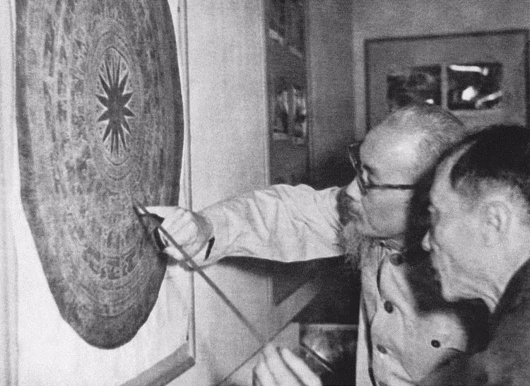 Chủ tịch Hồ Chí Minh thăm Viện Bảo tàng Lịch sử Việt Nam (1961).