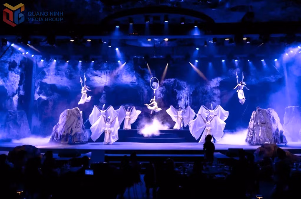 Show diễn thực cảnh 