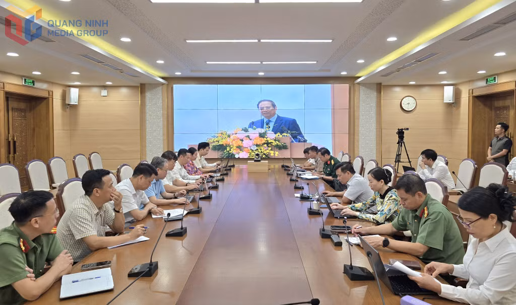 Quang cảnh hội nghị tại điểm cầu Quảng Ninh.