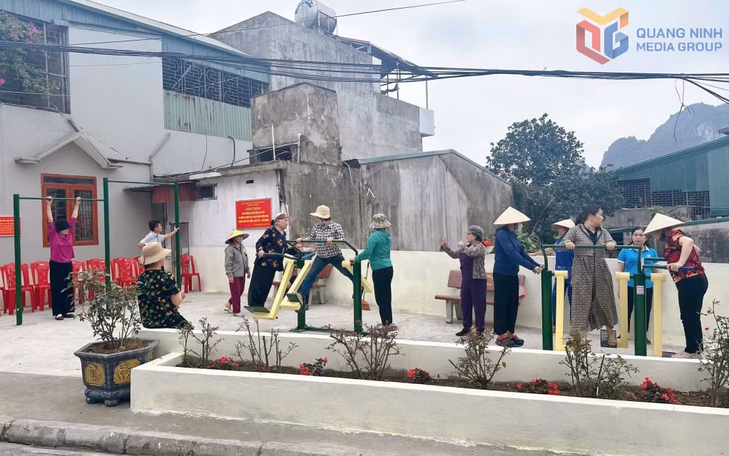 Khu vui chơi TDTT khu phố Sơn Thạch (phường Quang Hanh) hoàn thành, đáp ứng nhu cầu của người dân.