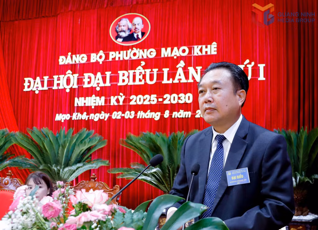 Đồng chí Nguyễn Đức Thành - Ủy viên BTV, Chủ nhiệm Ủy ban Kiểm tra Tỉnh ủy phát biểu chỉ đạo Đại hội.