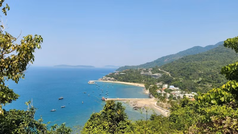 Cụm tài nguyên địa mạo Cù Lao Chàm. (Ảnh: ĐẶNG VĂN BÀO)