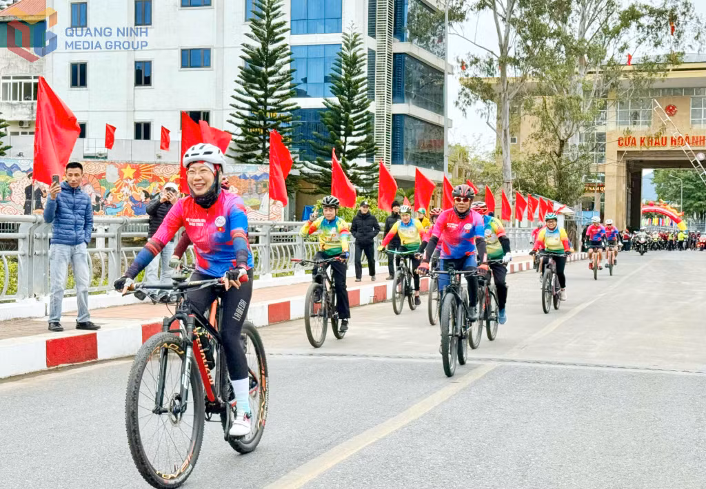Du lịch biên giới cùng việc hoạch định nhiều sản phẩm du lịch đặc sắc sẽ là hướng đi hút khách tới Hoành Mô.