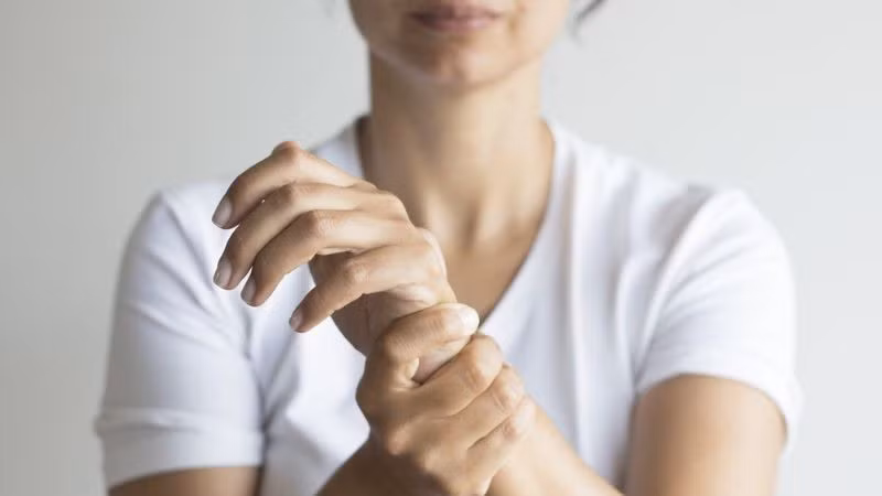 Canxi là một trong những khoáng chất thiết yếu, giúp xây dựng và duy trì hệ xương, răng chắc khỏe.
