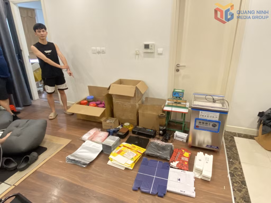 Một đối tượng trong đường dây buôn bán ma túy cần sa trên không gian mạng vừa bị Cơ quan CSĐT Công an tỉnh bắt giữ cùng tang vật.