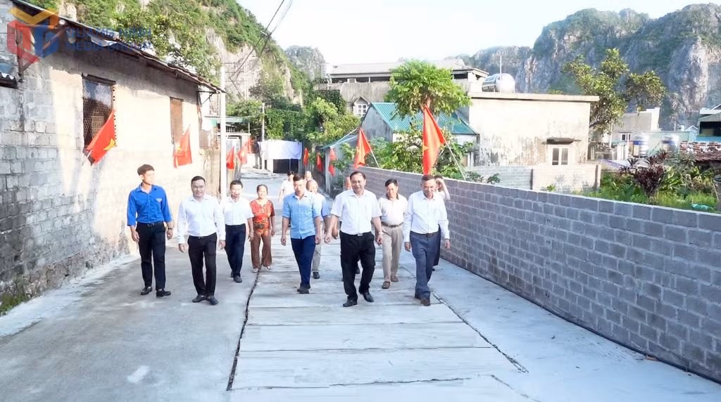 Tuyến đường dân sinh dài 100m tại các tổ 7, 8 (khu 1A, phường Quang Hanh) đã hoàn thành.
