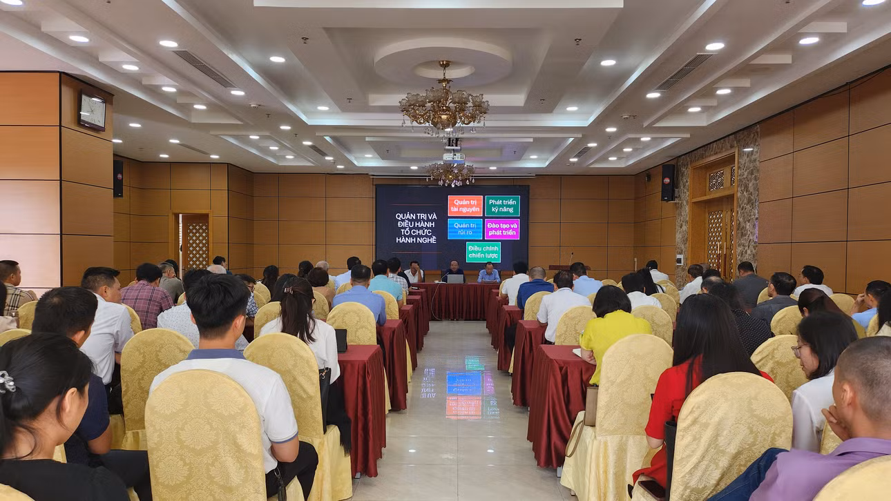 Đoàn Luật sư tỉnh tập huấn nghiệp vụ cho luật sư, tháng 10/2024.