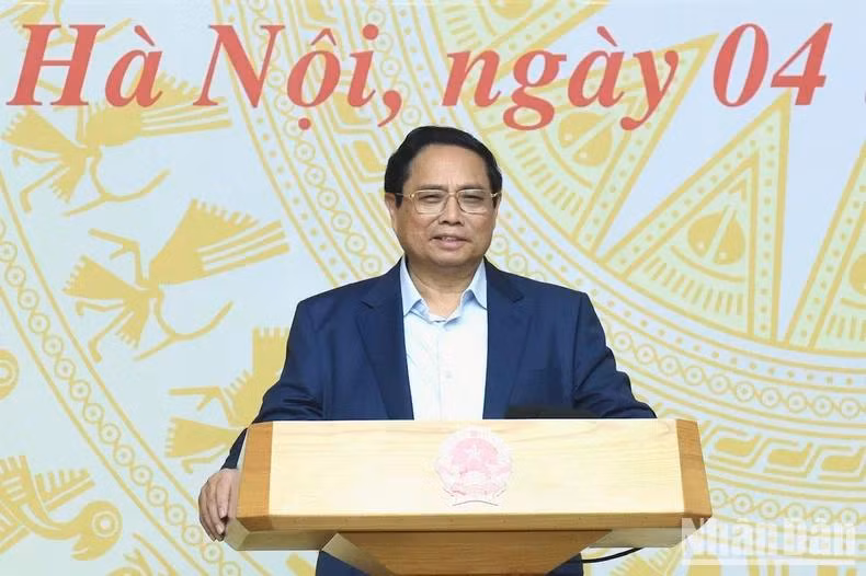 Thủ tướng Phạm Minh Chính phát biểu tại phiên họp.