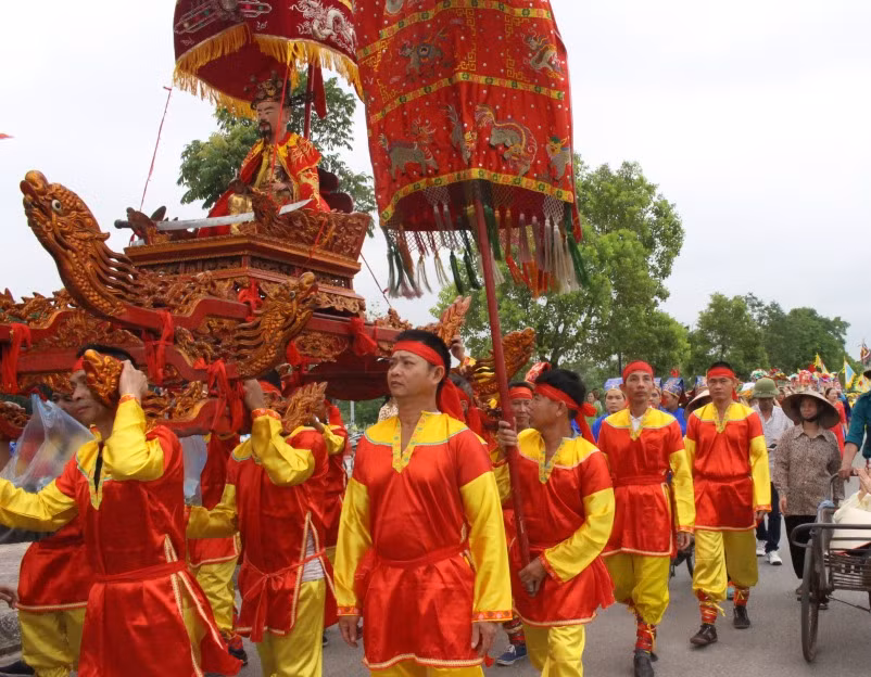Lễ hội nhằm thể hiện lòng biết ơn sâu sắc của Nhân dân tới các thế hệ cha ông đã làm nên những chiến thắng vang dội trên dòng sông Bạch Đằng huyền thoại.