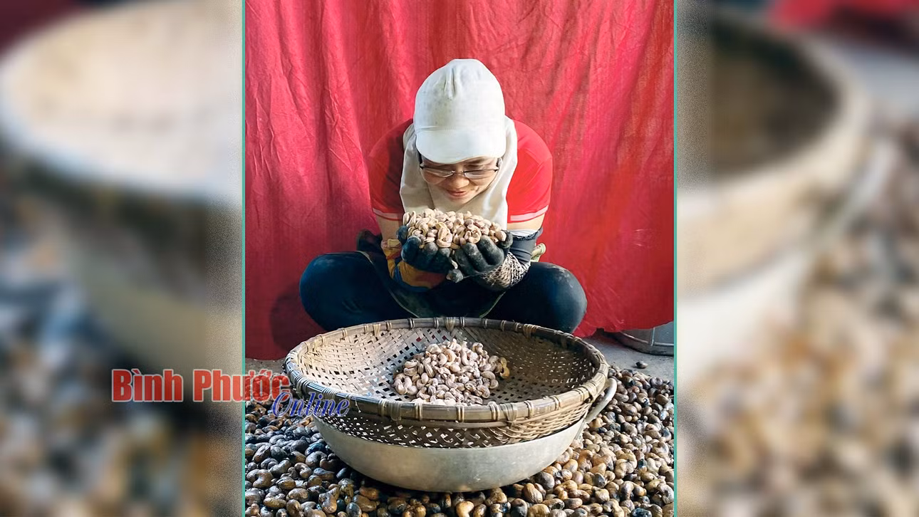 Hương vị hạt điều rang muối thể hiện rõ nhất ở thời điểm sau khi rang