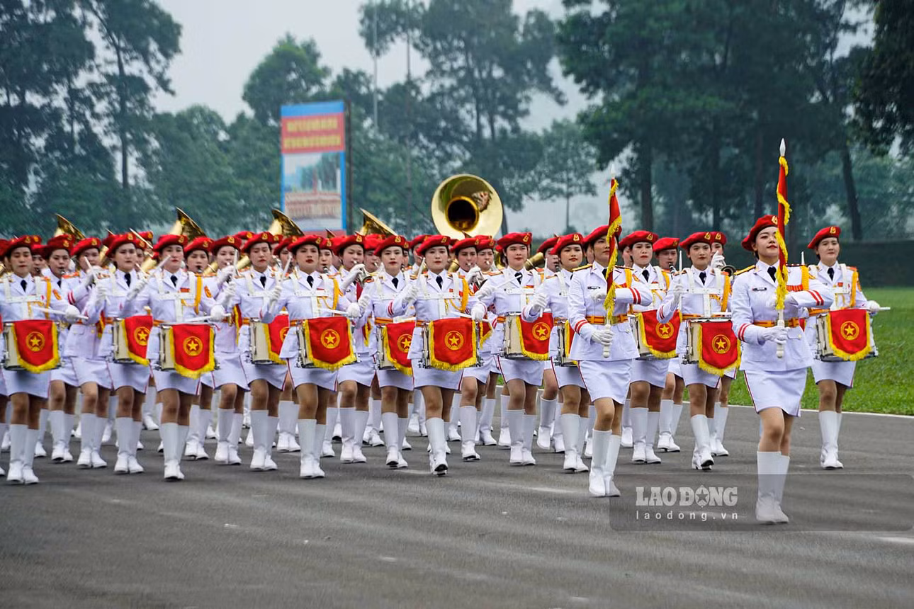Toàn cảnh tổng duyệt diễu binh kỷ niệm 70 năm Chiến thắng Điện Biên Phủ ảnh 10