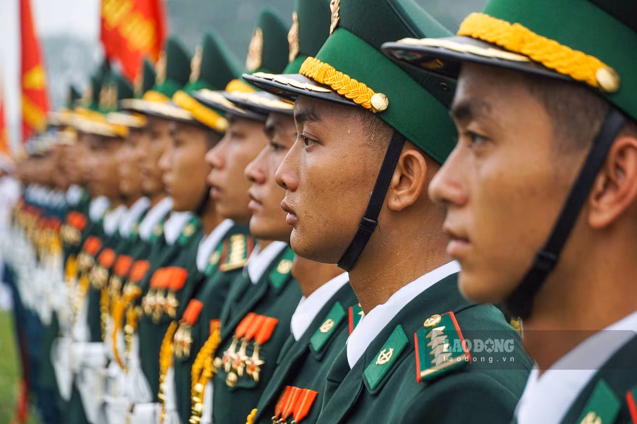 Toàn cảnh tổng duyệt diễu binh kỷ niệm 70 năm Chiến thắng Điện Biên Phủ ảnh 3