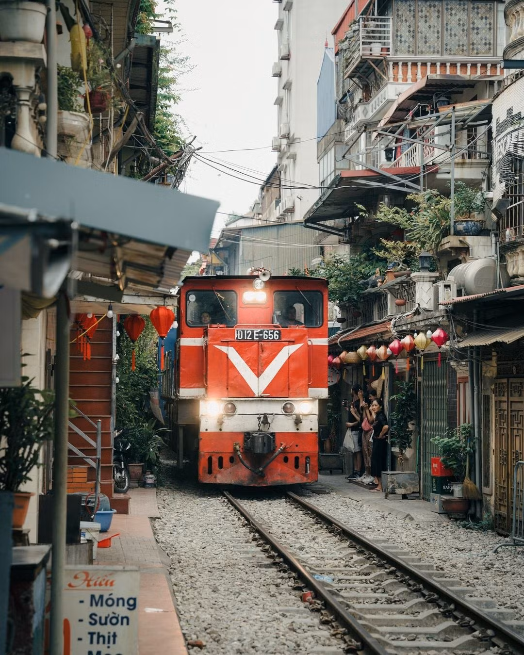 Duong tau Ha Noi anh 2