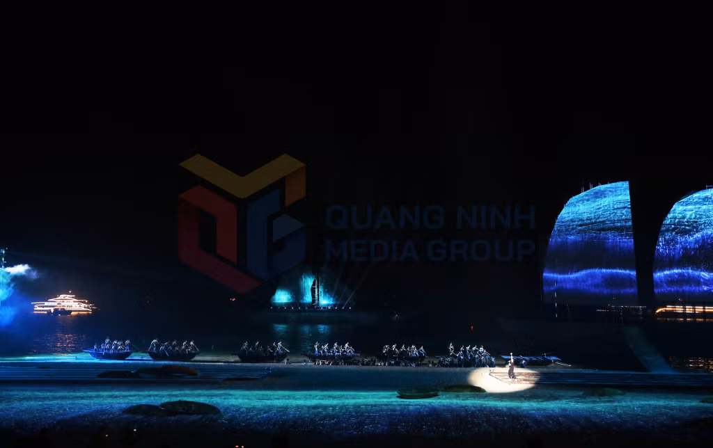 Công nghệ 3D mapping được đưa vào tiết mục biểu diễn trong chương trình Carnaval Hạ Long 2024.