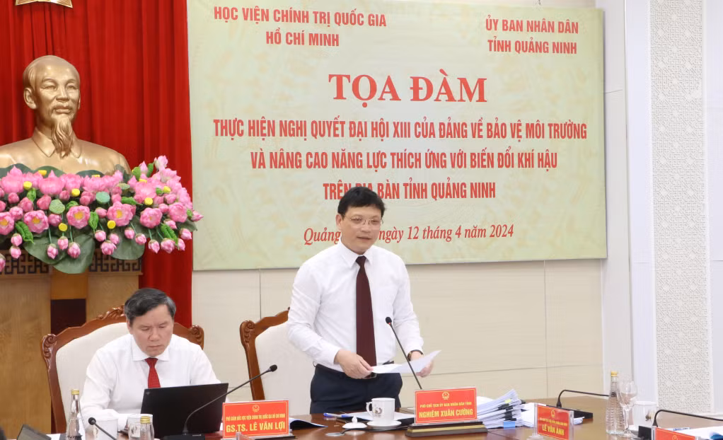 Đồng chí Nghiêm Xuân Cường, Phó Chủ tịch UBND tỉnh phát biểu tại buổi tọa đàm.