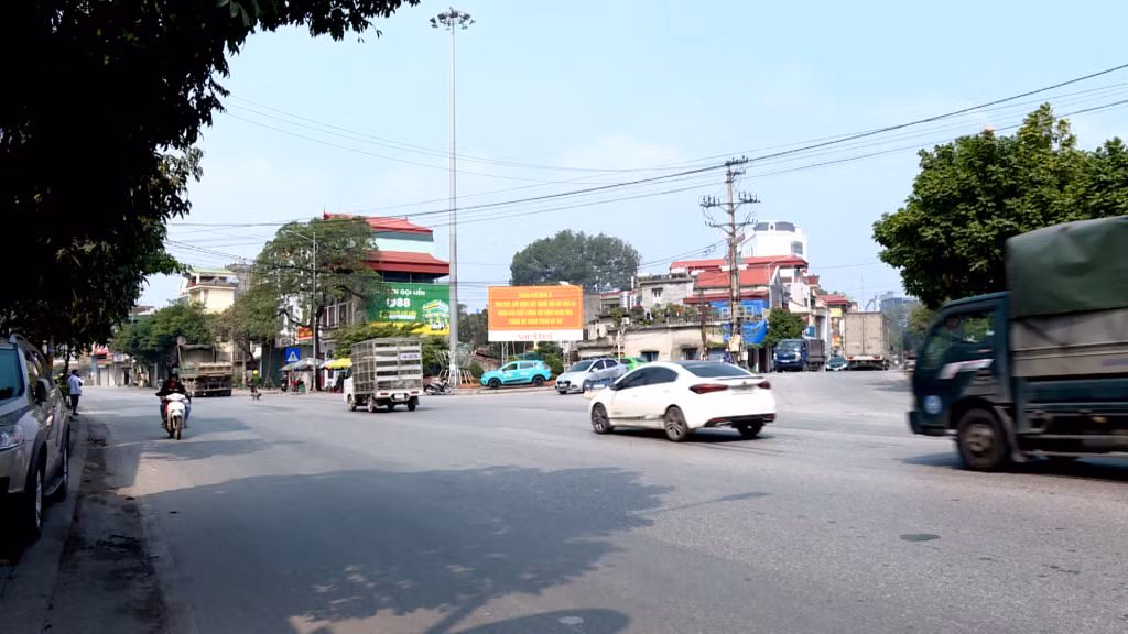 Khu vực ngã ba nhà thờ Trưng Vương (TP Uông Bí) luôn tiềm ẩn nguy cơ xảy ra TNGT.