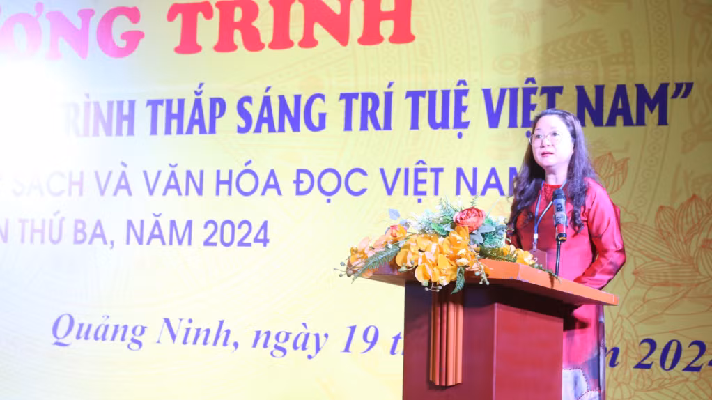 Lãnh đạo Thư viện tỉnh Quảng Ninh phát động Cuộc thi Đại sứ Văn hóa đọc năm 2024.
