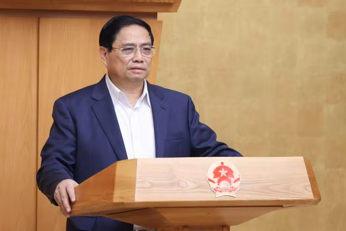 Thủ tướng Phạm Minh Chính phát biểu tại hội nghị với địa phương và phiên họp Chính phủ thường kỳ, chiều 3/4. Ảnh: Nhật Bắc