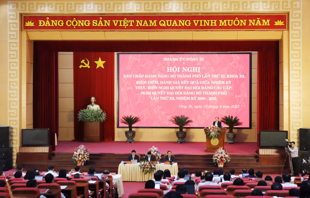 Quang cảnh hội nghị.