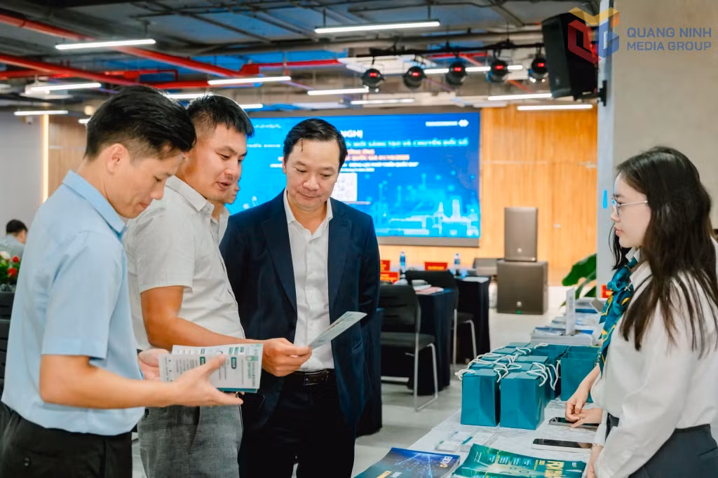 Các nhà đầu tư nước ngoài tìm kiếm cơ hội hợp tác đầu tư với các doanh nghiệp trong tỉnh tại Hội nghị gặp mặt, tháo gỡ khó khăn, vướng mắc cho các doanh nghiệp FDI được tỉnh tổ chức vào tháng 9/2025.