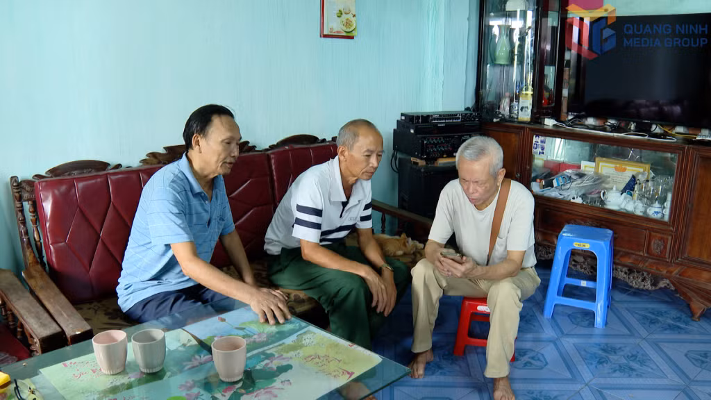 Các hộ dân khu Hồng Hà 5 nghiên cứu phương án điều chỉnh quy hoạch.