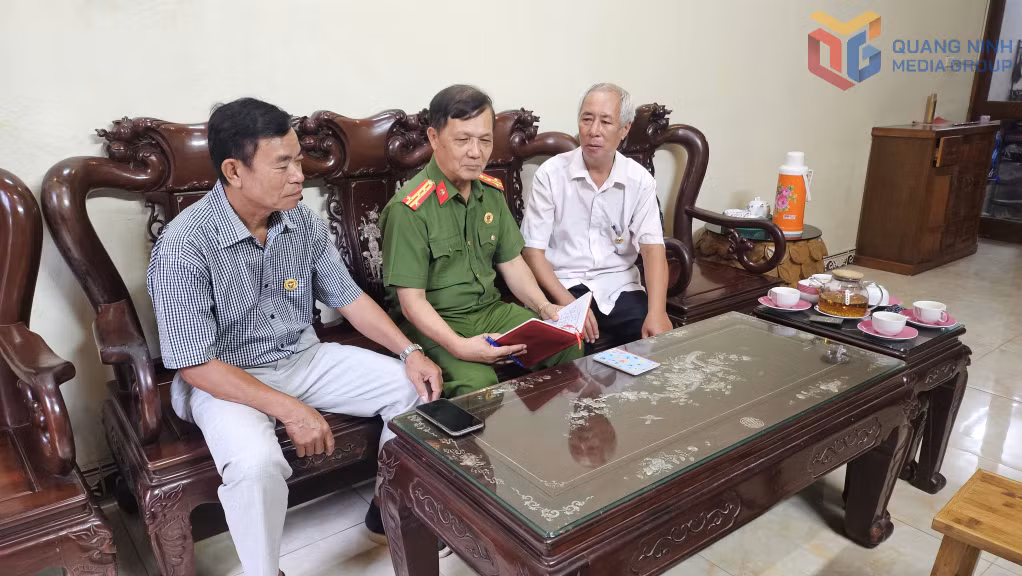 Hội Cựu Công an nhân dân phường Bãi Cháy duy trì hiệu quả mô hình hỗ trợ người chấp hành xong án phạt tù tái hòa nhập cộng đồng.