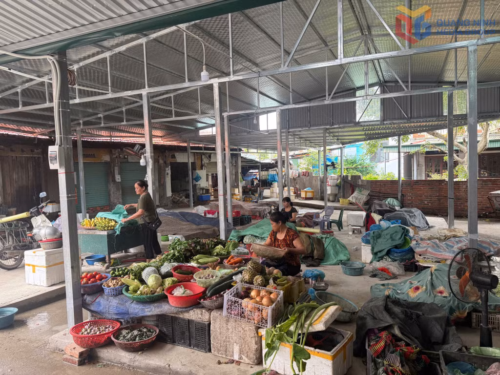 Khu vực kinh doanh tại chợ Hà Khẩu được sửa chữa, cải tạo sau kiến nghị của cử tri.
