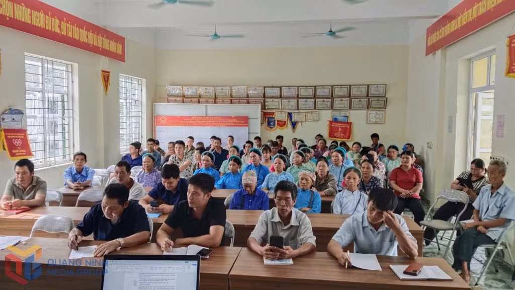 14 thôn trên địa bàn xã đã hoàn thành tổ chức hội nghị Ban Công tác Mặt trận và hội nghị cử tri để giới thiệu người ứng cử.