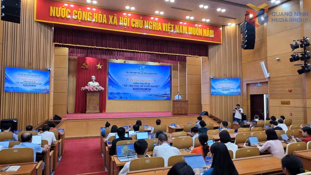 Quang cảnh hội nghị.