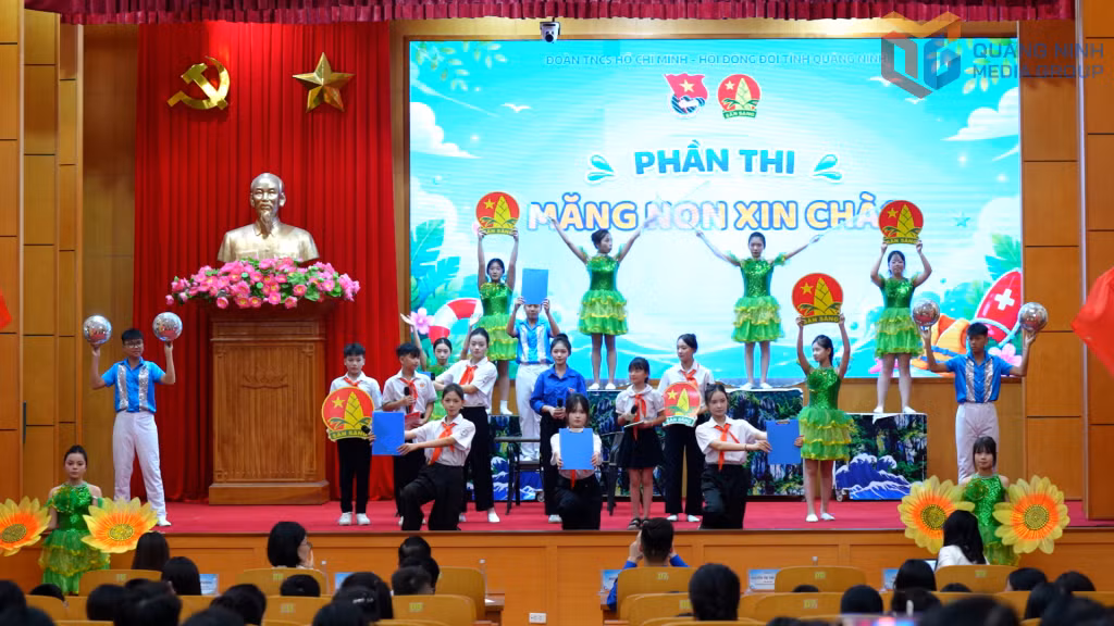 Phần thi Măng non xin chào của Đội Tuyên truyền măng non số 3.