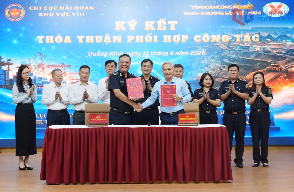 Chi cục Hải quan khu vực VIII ký kết phối hợp công tác với Tập đoàn Công nghiệp Than - Khoáng sản Việt Nam nhằm tạo thuận lợi, đẩy mạnh hoạt động XNK liên quan đến ngành Than.