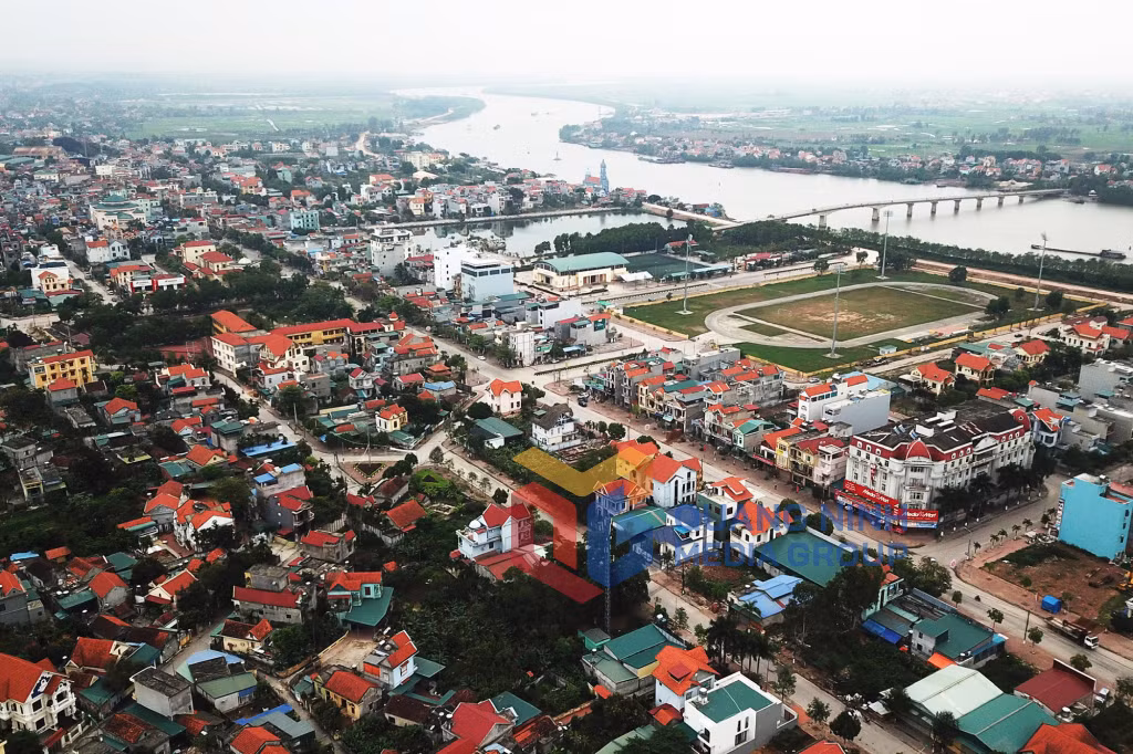 Trung tâm TX Quảng Yên (7-2020). Ảnh: Đỗ Phương