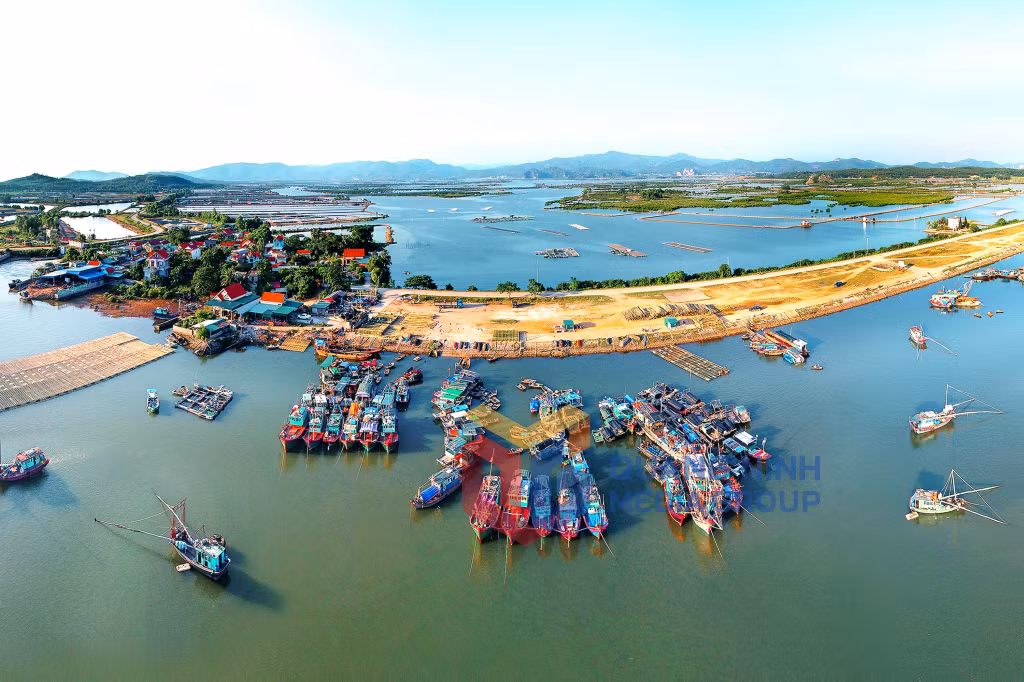 Bến Giang- phường Tân An - TX Quảng Yên. Ảnh: Vũ Văn Thành (CTV)