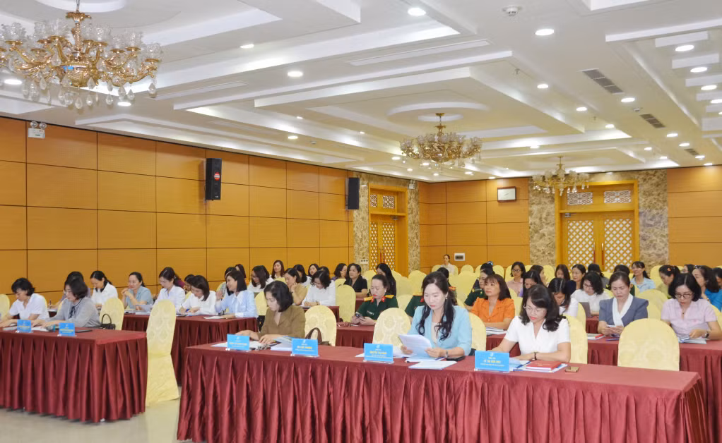 Quang cảnh hội nghị.