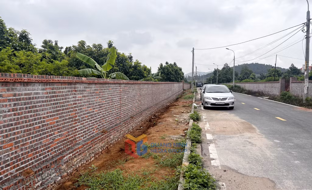 Phong trào hiến đất và xã hội hóa nguồn lực được lan tỏa sẽ góp phần để nhiều xã, phường trên địa bàn thị xã Đông Triều nâng cao tiêu chí hạ tầng đô thị