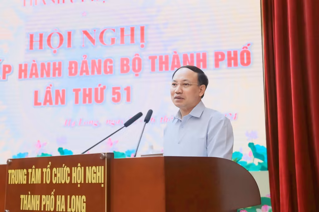 Đồng chí Nguyễn Xuân Ký, Ủy viên Trung ương Đảng, Bí thư Tỉnh ủy, Chủ tịch HĐND tỉnh, phát biểu chỉ đạo tại hội nghị.