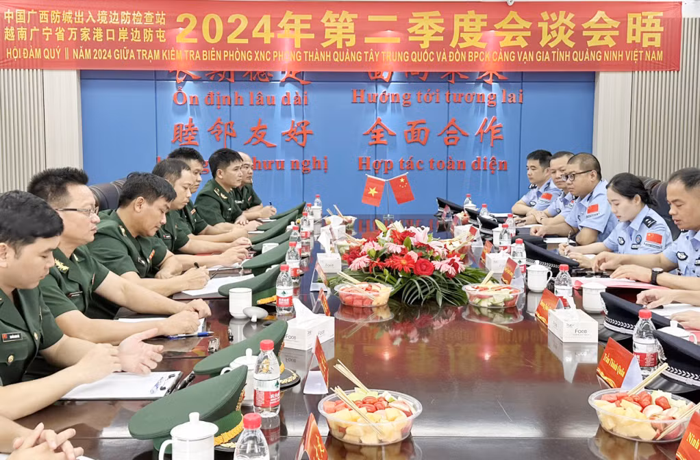 Quang cảnh buổi tọa đàm.
