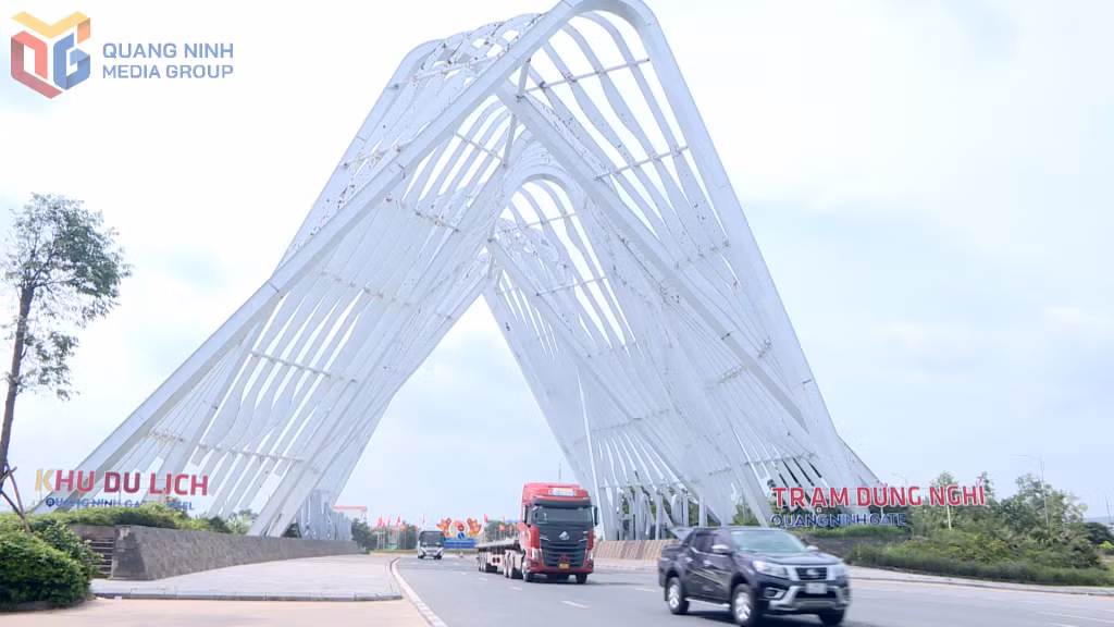 Là cửa ngõ phía Tây của tỉnh, phường An Sinh có nhiều tiềm năng để phát triển đa dạng các loại hình du lịch, dịch vụ.