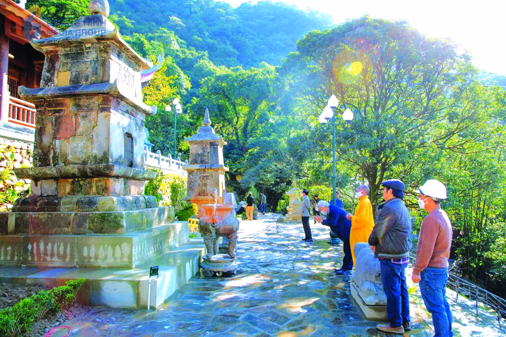 Di tích Chùa Ngọa Vân - nơi Phật Hoàng Trần Nhân Tông nhập Niết Bàn.