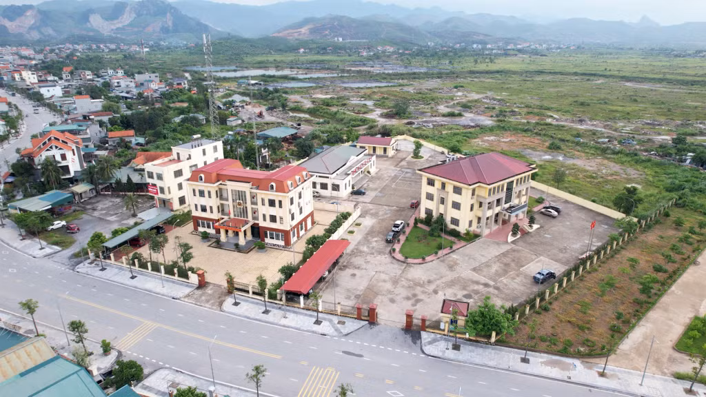 Trụ sở Đảng ủy, HĐND, UBND xã Thống Nhất.
