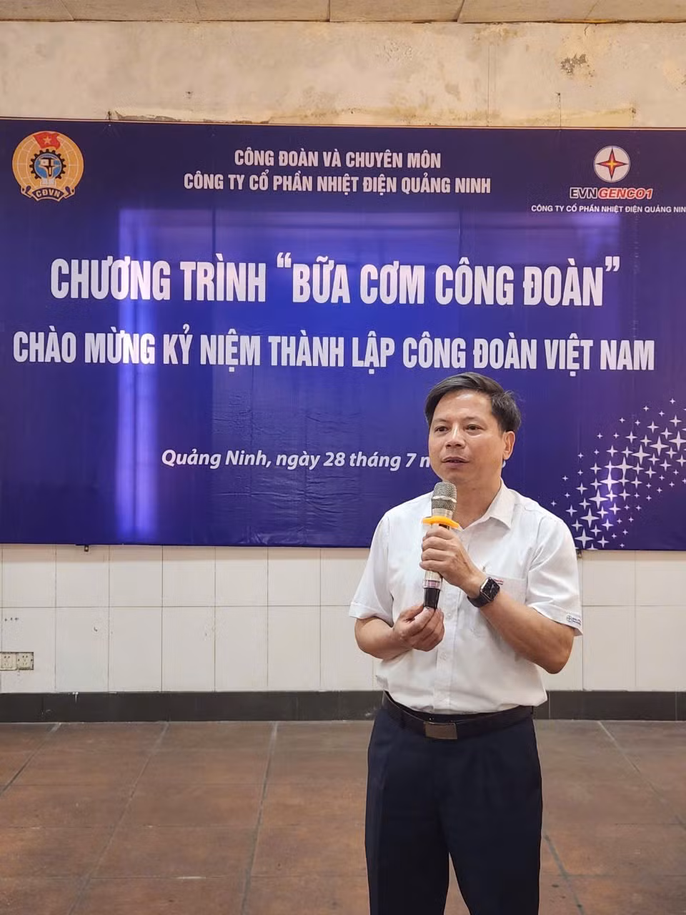 Đồng chí Nguyễn Tuấn Anh, Bí thư Đảng ủy, Chủ tịch HĐQT Công ty phát biểu tại chương trình.